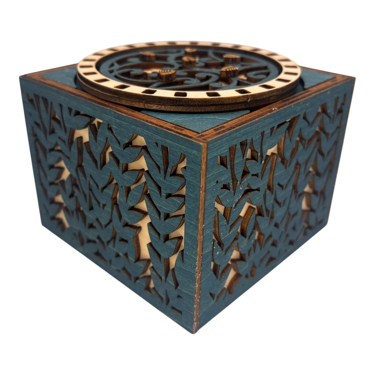 boite en bois avec mécanisme engrenage pas de casse tête décoration intérieur fabrication francaise et artisanale en gravure et découpe laser