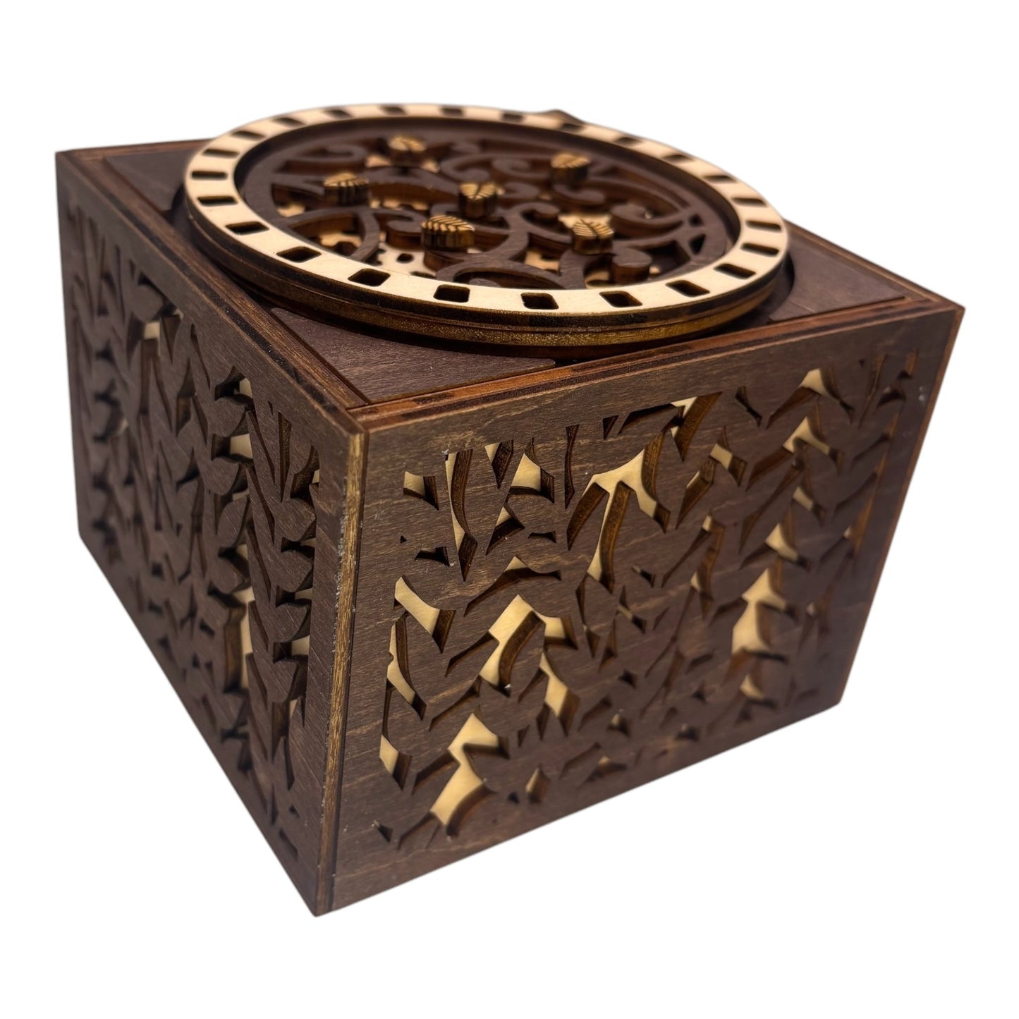Boite en bois avec mécanisme et engrenage sans casse tête , decoration intérieur pour bijoux secrets, tresors fabrication francaise et artisanale decoupe et gravure laser