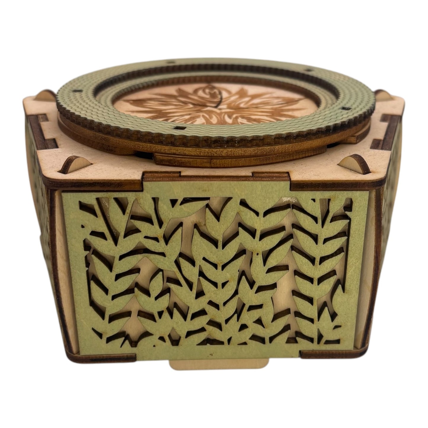 Boite en bois avec mécanisme et engrenage sans tete pour décoration intérerieur et bijoux secrets trésors en gravure et decoupe laser fabrication francaise et artisanale
