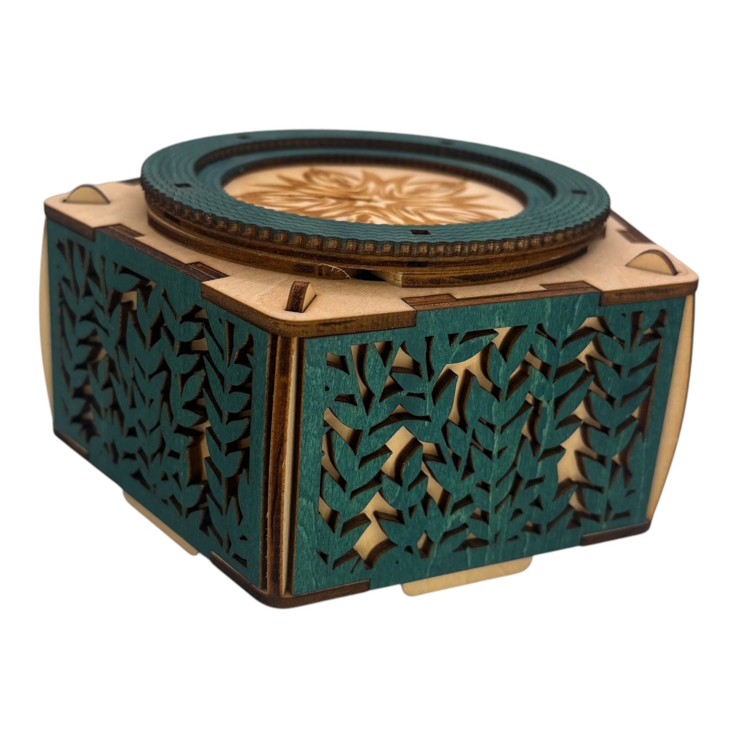 Boite en bois avec mécanisme et engrenages sans casse tete pour bijoux secrets trésors décoration intérieur de fabrication française et artisanale en découpe et gravure laser