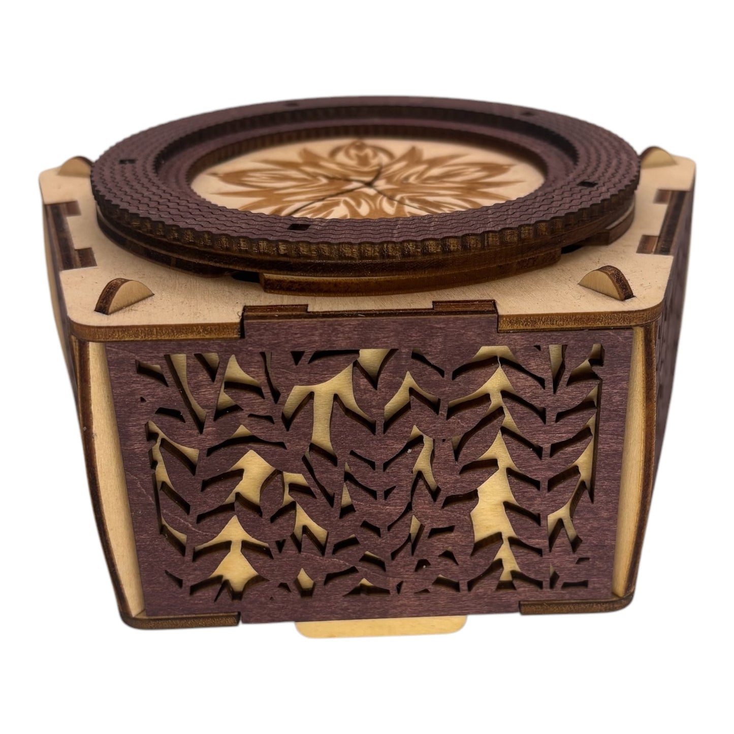 boite en bois pour trésors secrets bijoux décoration intérieur en découpe et gravure laser avec mécanisme et engrenage sans casse tete fabrication francaise et artisanale