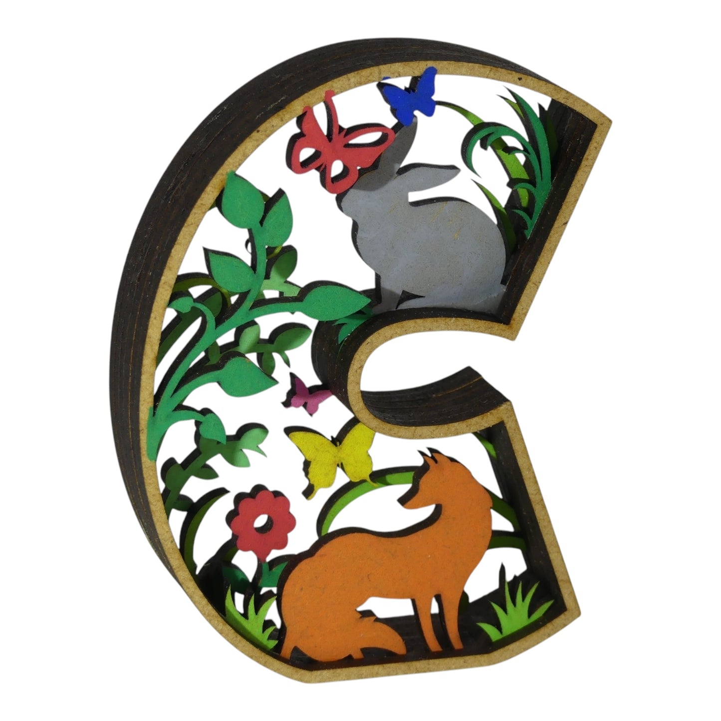 Lettre décorative en 3D avec animaux en découpe et gravure laser fabrication française et artisanale décoration intérieur