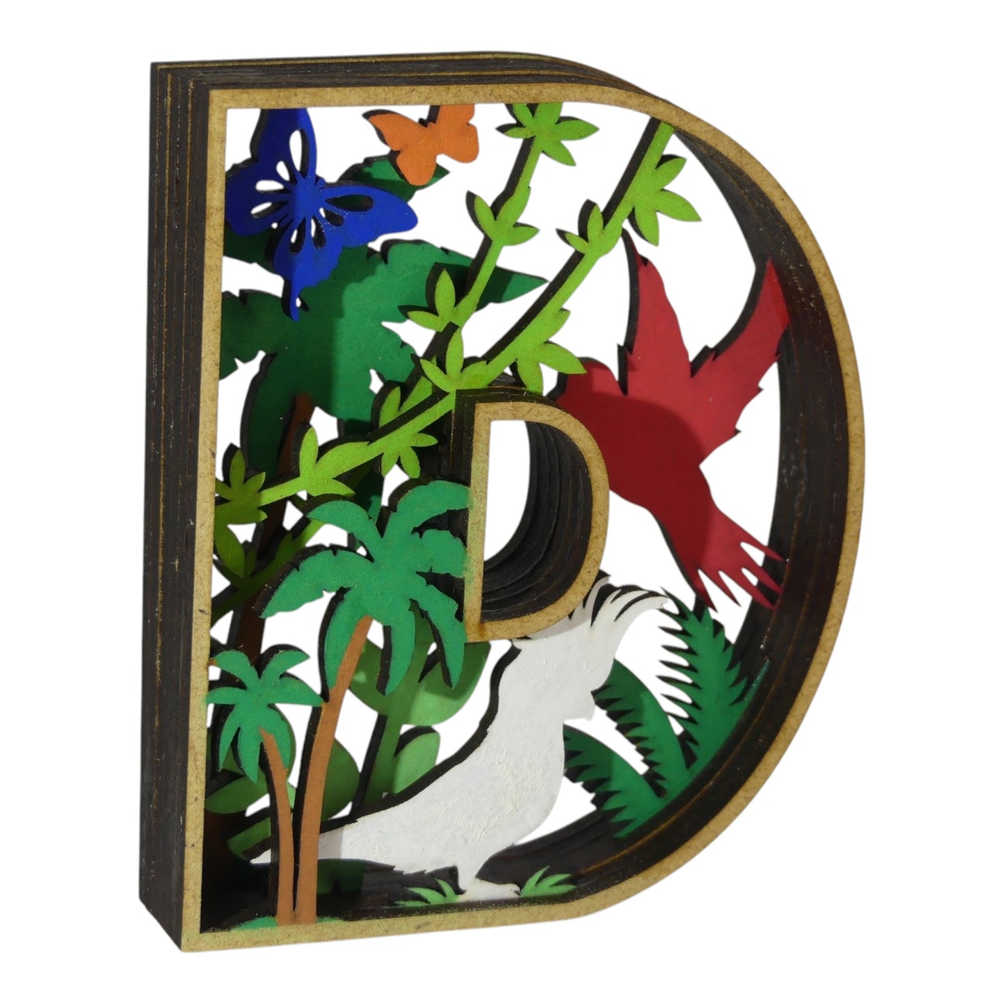 Lettre décorative en 3D avec animaux en découpe et gravure laser fabrication française et artisanale décoration intérieur