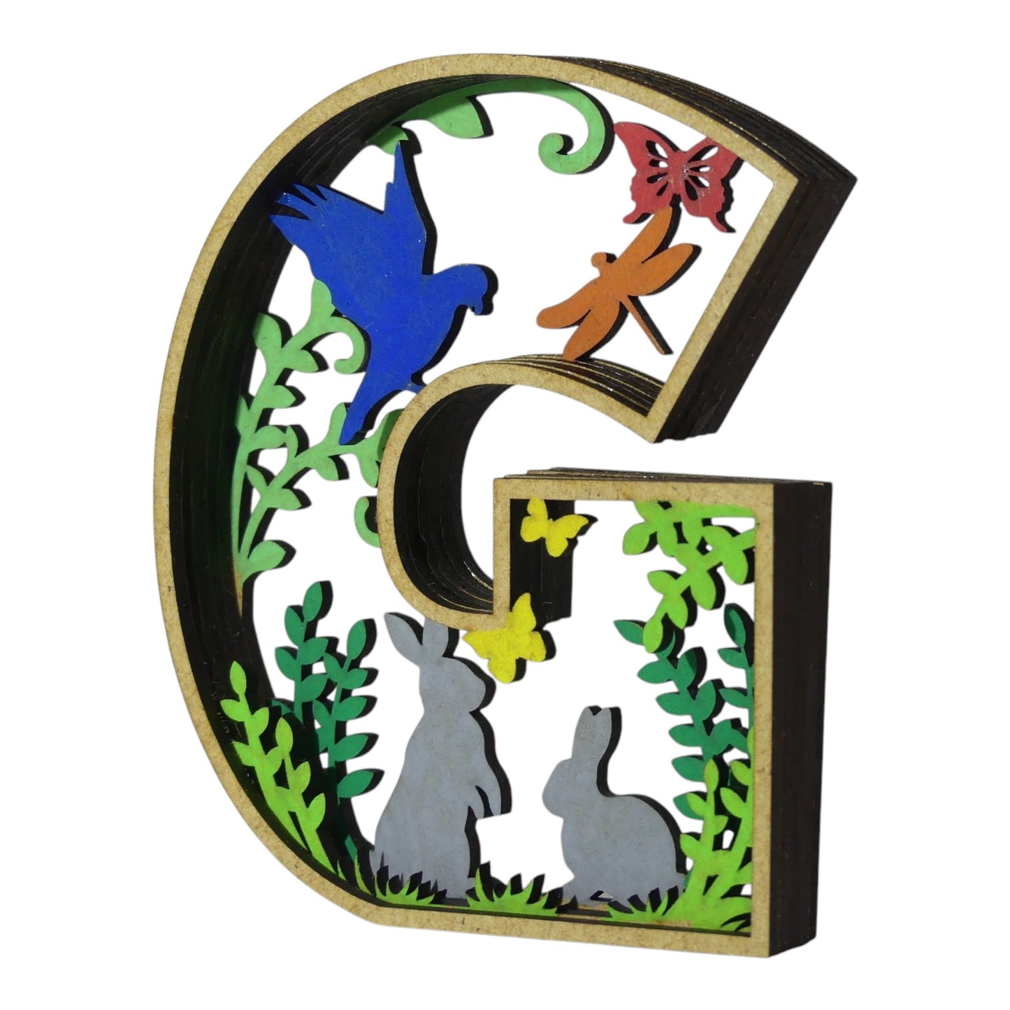 Lettre décorative en 3D avec animaux en découpe et gravure laser fabrication française et artisanale décoration intérieur