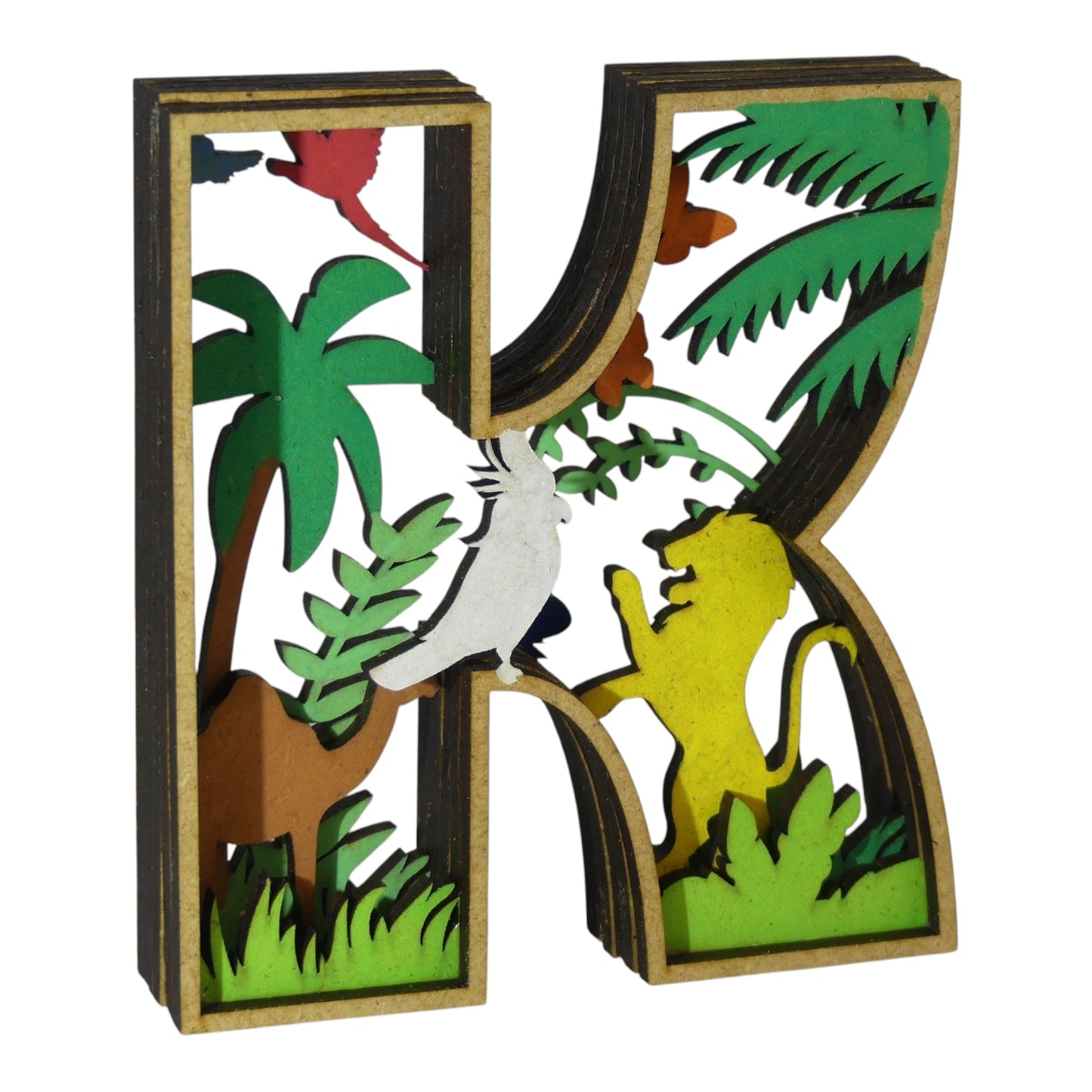 Lettre décorative en 3D avec animaux en découpe et gravure laser fabrication française et artisanale décoration intérieur