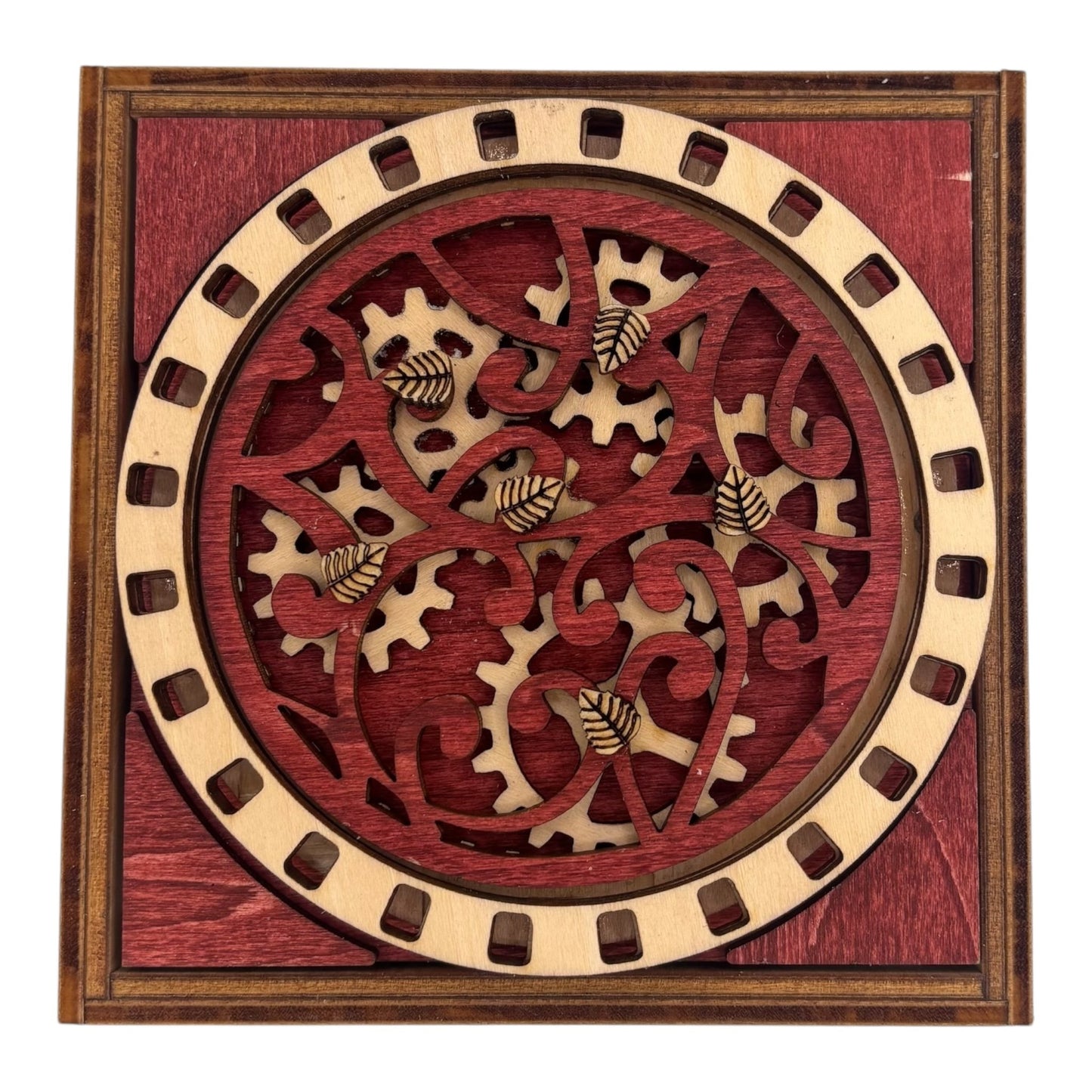 Boite en bois mécanisme engrenage en decoupe t gravre laser de fabrication francaise et artisanale , décoration intérieur pour bijoux, secrets trésors sans casse tête