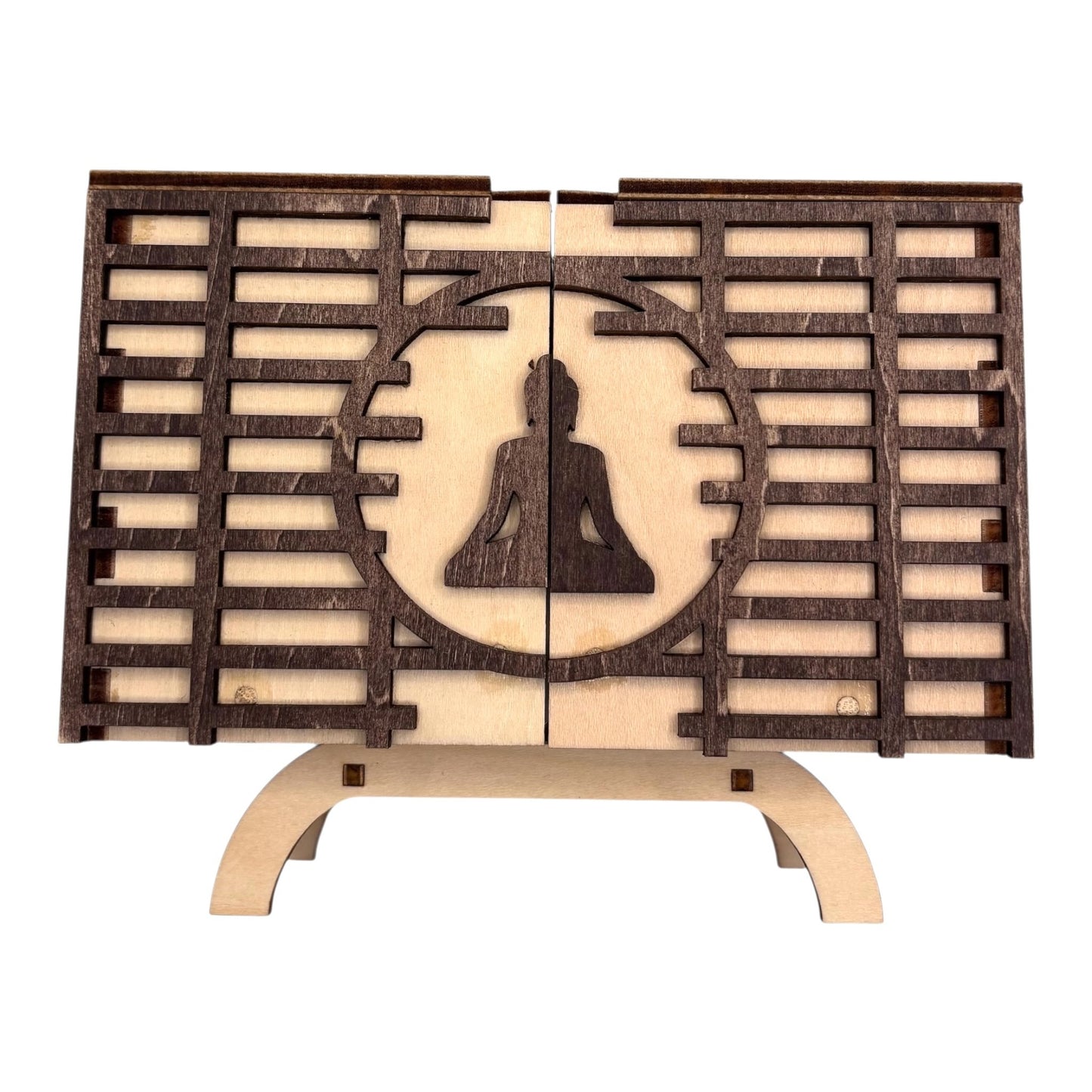 Boîte en bois artisanale à mécanisme, fabrication française, parfaite pour ranger bijoux, trésors et secrets sans casse-tête.
pour une décoration zen et naturel