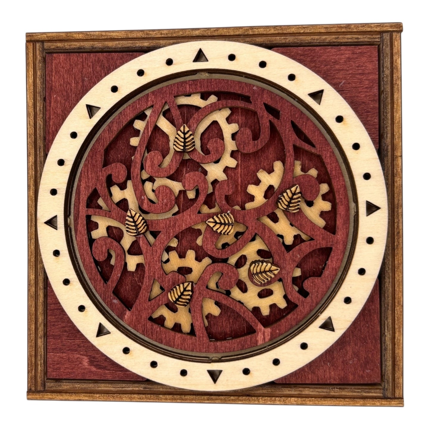 Cube engrenage mécanisme sans casse tete boite en bois à bijoux secrets trésors découpe et gravures lasers décoration intérieur fabrication francaise et artisanale