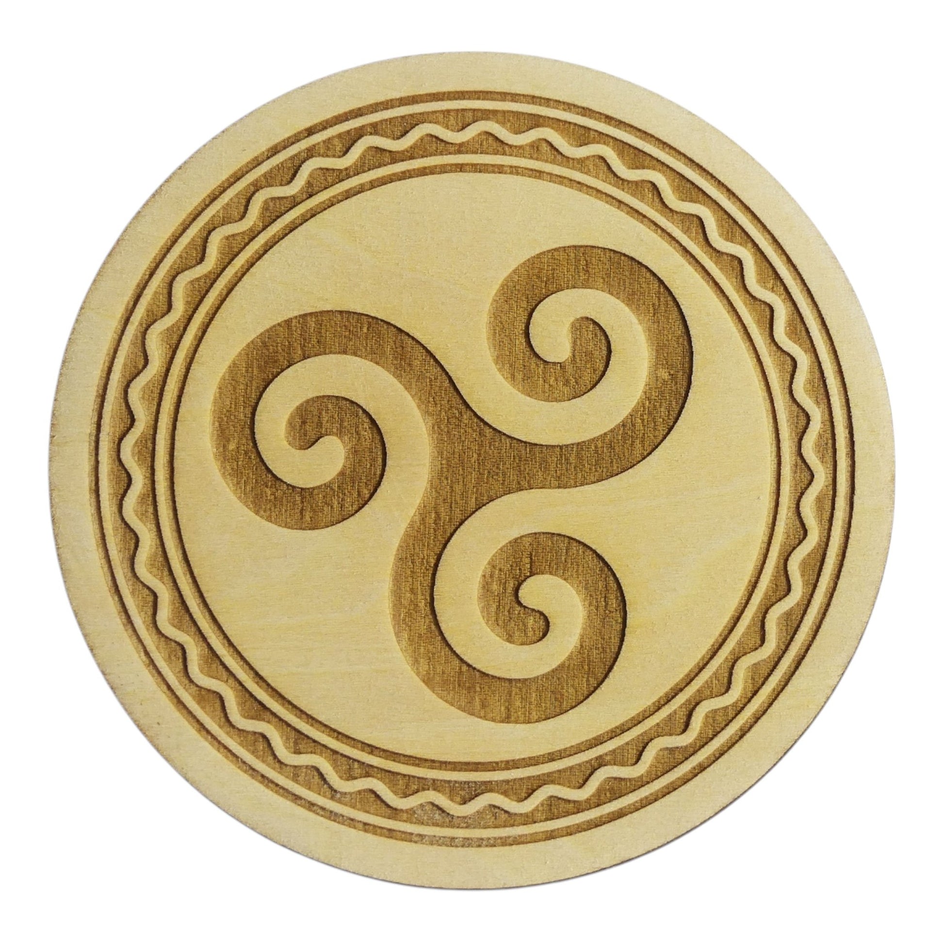 Triskel gravé plaque de rechargement fleur de vie , ésotérisme , symbole sacrés, bien être lithothérapie fabrication francaise et artisanale  en gravure et découpe laser 