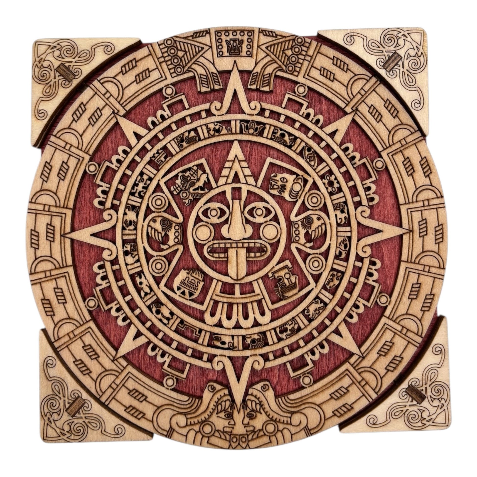 La boîte se verrouille et se déverrouille grâce à un ingénieux système mécanique, activé par le déplacement des quatre coins.
De fabrication française et artisanale cette boîte en bois à mécanisme est idéale pour abriter bijoux, secrets et petits trésors, sans casse-tête.