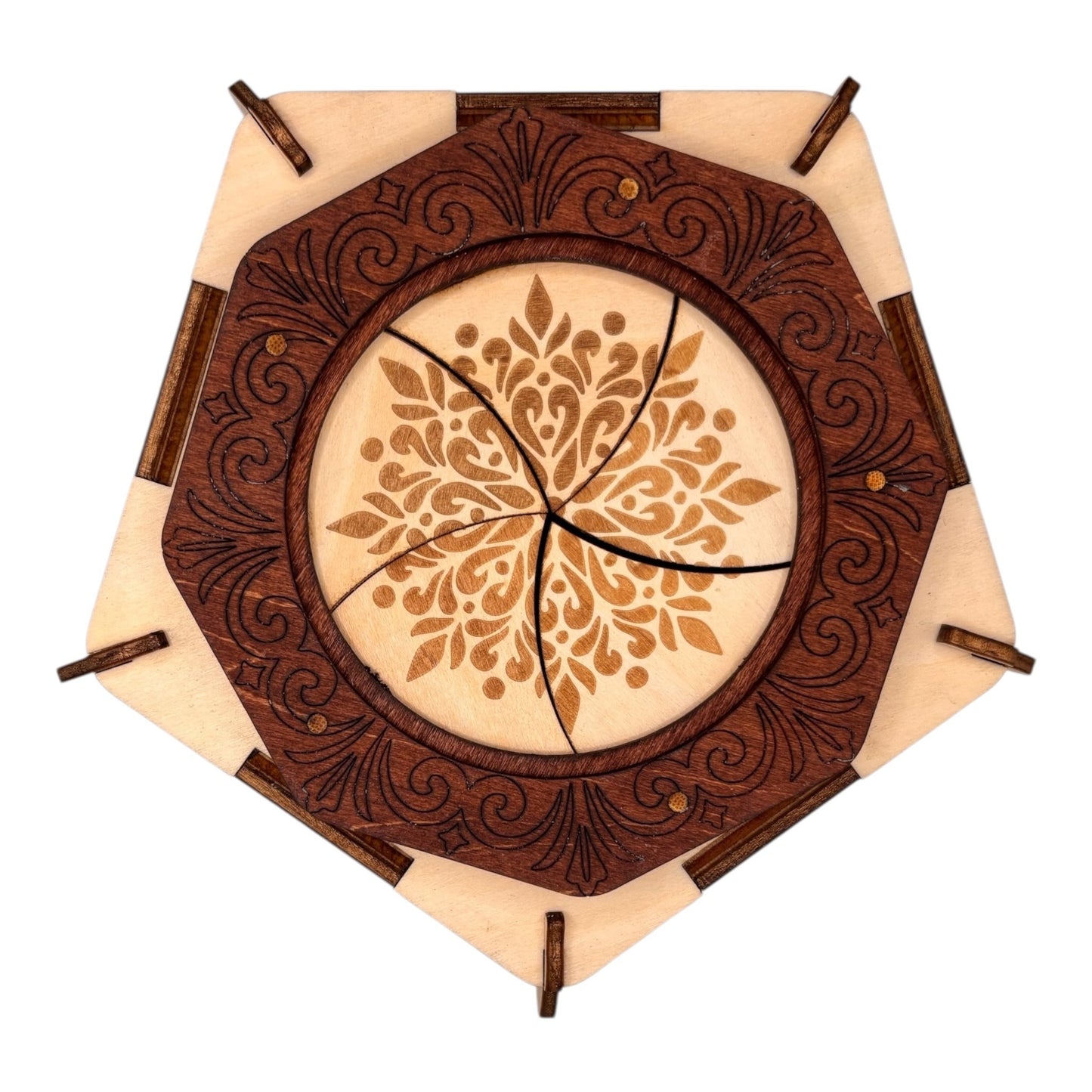 Boite en bois mécanisme avec engrenage par rotation sans casse tete décoration intérieur pour bijoux secrets trésor  fabrication artisanale et francaise en decoupe et gravure laser