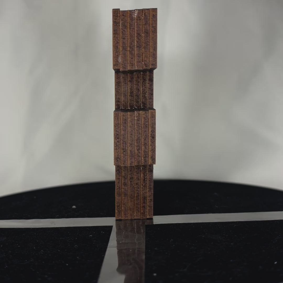 Charger la vidéo : Lettre décorative F diorama pour chambre d&#39;enfant ou décoration d&#39;intérieur découpe laser création francaise et artisanale