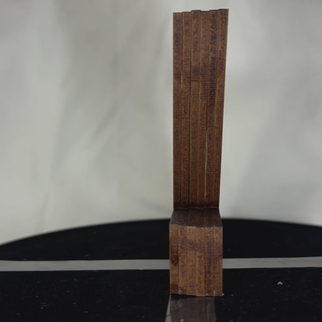 Charger la vidéo : Lettre décorative Z, diorama pour chambre d&#39;enfant ou décoration d&#39;intérieur découpe laser création francaise et artisanale