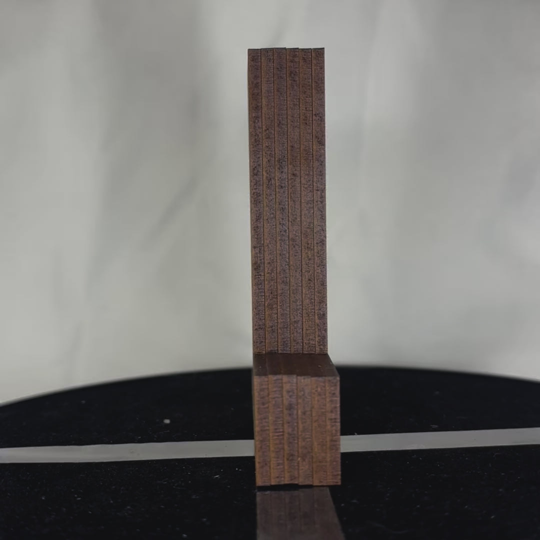 Charger la vidéo : Lettre décorative L diorama pour chambre d&#39;enfant ou décoration d&#39;intérieur découpe laser création francaise et artisanale